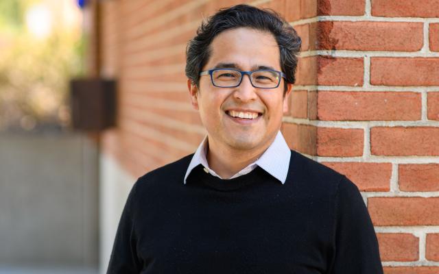 Professor Andrés Monroy-Hernandez