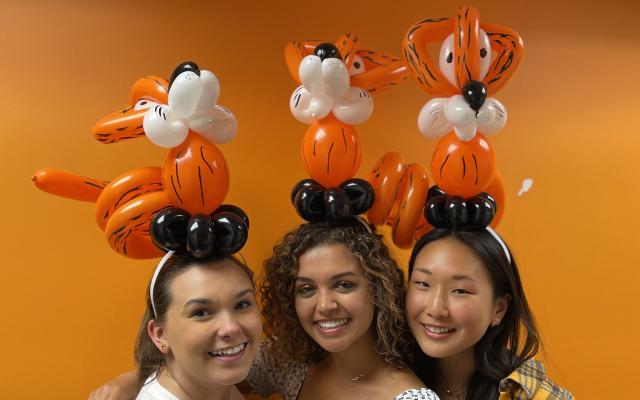 Students wearing Tiger balloon hats!