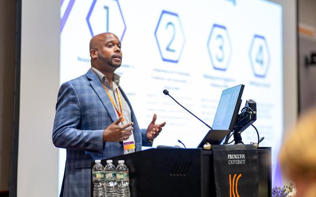 Chesney Snow presenting at Innovation Forum 2024