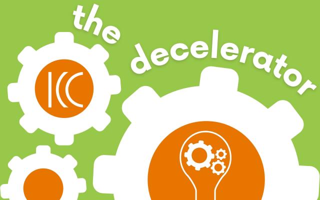 Decelerator podcast logo