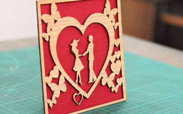 A laser cut Valentine'sMakerspace Manager LeighCOle Day Card