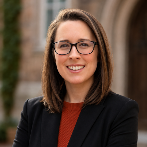 Emily Latham headshot